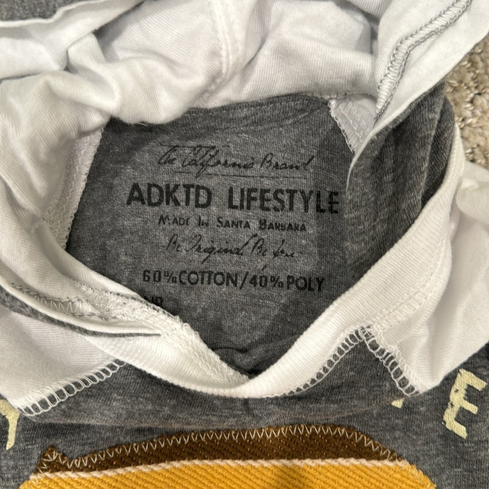 ADKTD Lifestyle Yosemite Bear Hooded longsleeve Bodysuit - Picture 3 of 4